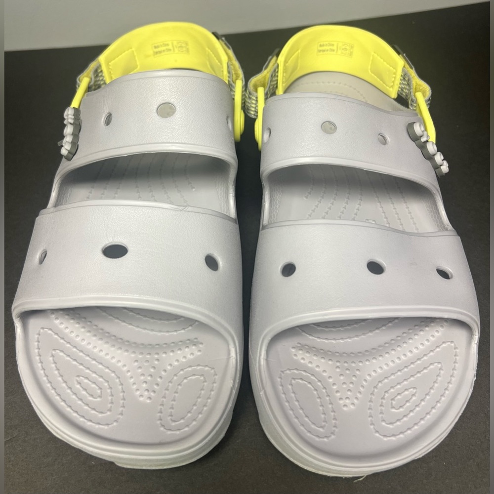 Crocs- Mens Light Grey slides, Size:11, Pre-Owned, great condition